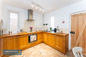 Kitchen/Diner- click for photo gallery